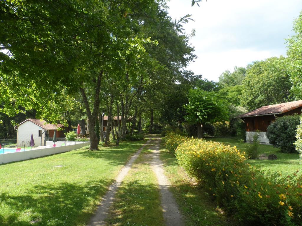 Les Chalets Du Gelat, Nature Et Calme Noaillan Zewnętrze zdjęcie